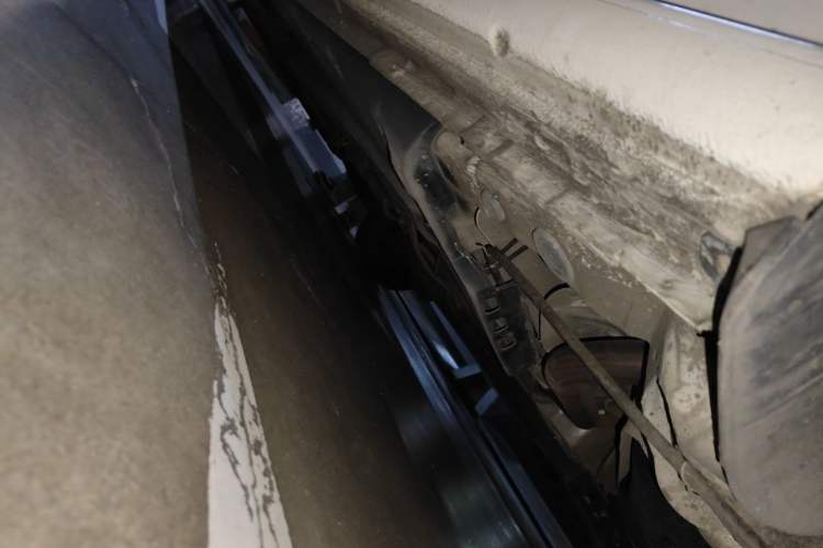 Used Volkswagen Polo 2013 1.6L Automatic Comfort Edition Chassis Rear Left