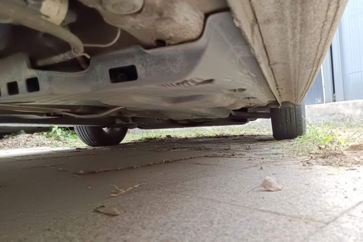 Used Volkswagen Polo 2013 1.6L Manual Comfort Edition Chassis Rear Right