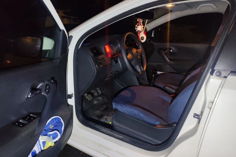 Used Volkswagen Polo 2013 1.4L Manual Fashion Edition Driver Seat