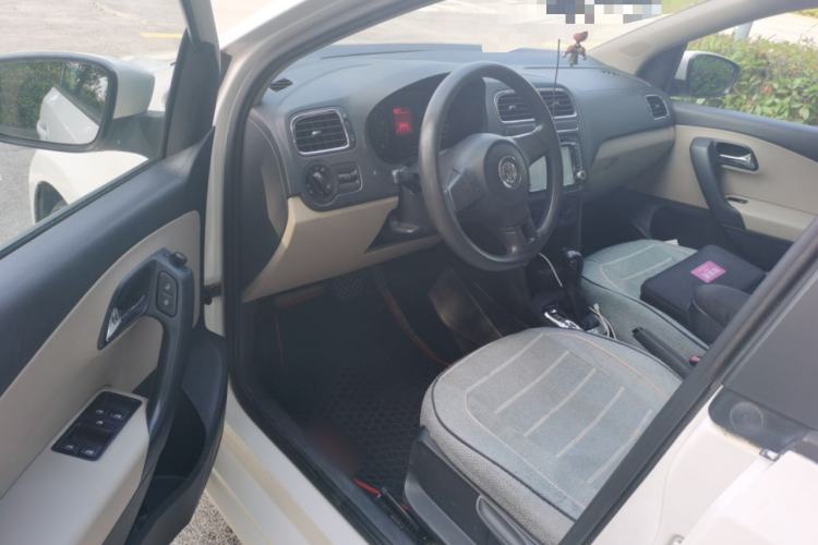 Used Volkswagen Polo 2013 1.4L Automatic Comfort Edition Driver Seat
