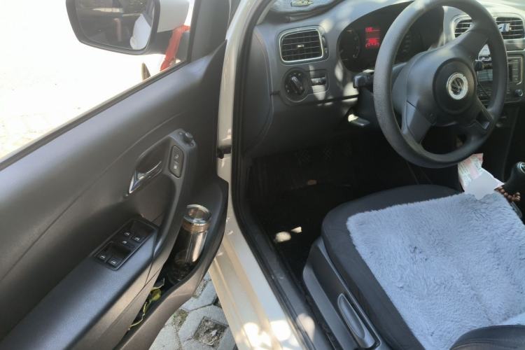 Used Volkswagen Polo 2013 1.6L Manual Comfort Edition Driver Seat