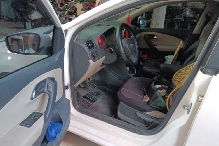 Used Volkswagen Polo 2013 1.4L Manual Comfort Edition Driver Seat