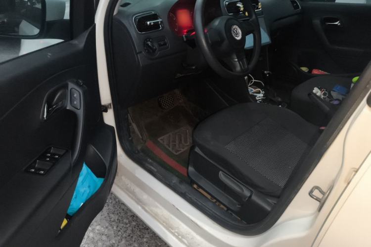 Used Volkswagen Polo 2013 1.4L Automatic Comfort Edition Driver Seat