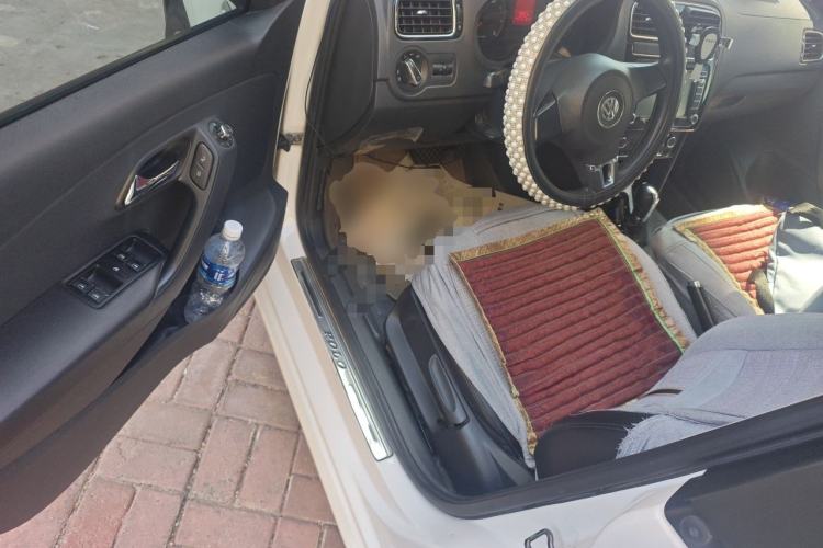 Used Volkswagen Polo 2013 1.6L Automatic Luxury Edition Driver Seat