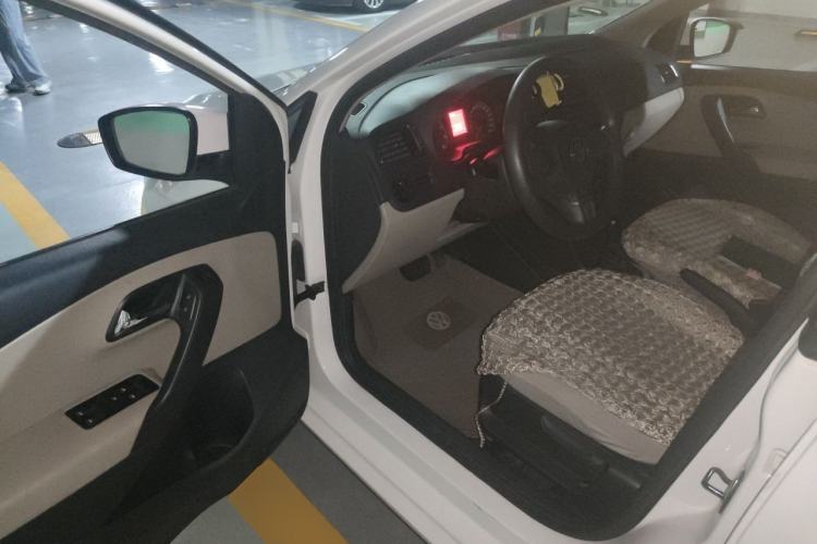 Used Volkswagen Polo 2013 1.4L Automatic Comfort Edition Driver Seat