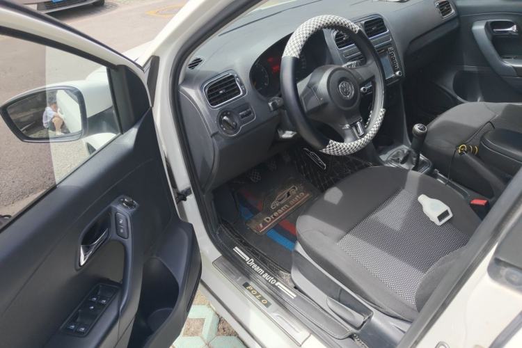 Used Volkswagen Polo 2013 1.4L Manual Comfort Edition Driver Seat