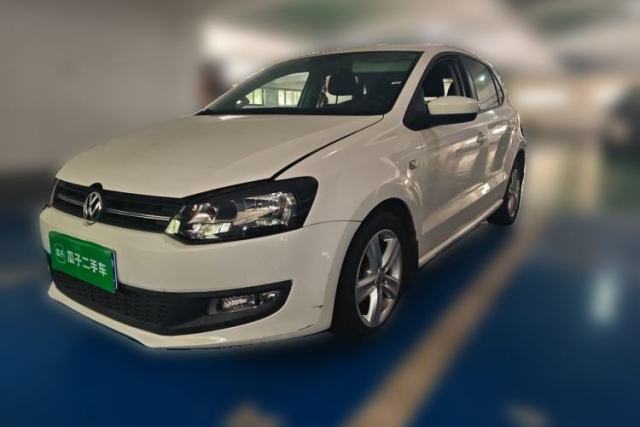 Volkswagen Polo 2013 1.4L Manual Fashion Edition с пробегом