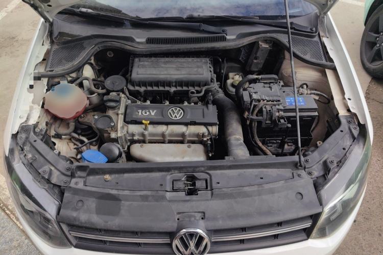 Used Volkswagen Polo 2013 1.6L Automatic Comfort Edition Engine Bay