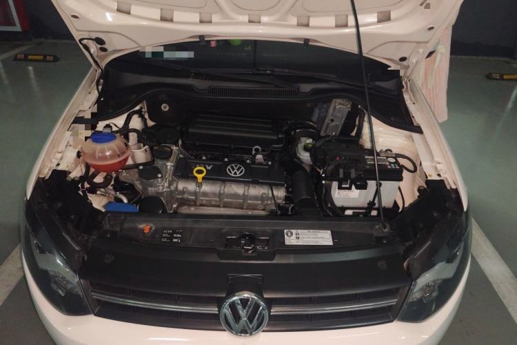 Used Volkswagen Polo 2013 1.6L Automatic Comfort Edition Engine Bay