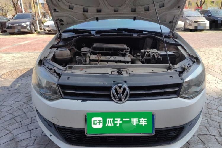 Used Volkswagen Polo 2013 1.4L Manual Fashion Edition Engine Bay