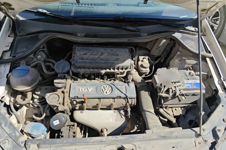 Used Volkswagen Polo 2013 1.4L Manual Fashion Edition Engine Bay