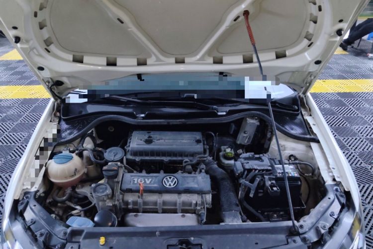 Used Volkswagen Polo 2013 1.4L Manual Comfort Edition Engine Bay