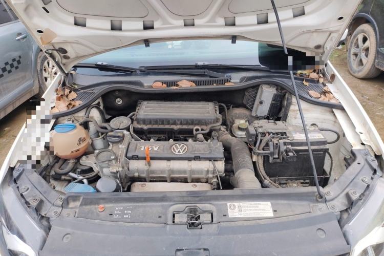 Used Volkswagen Polo 2013 1.4L Manual Fashion Edition Engine Bay