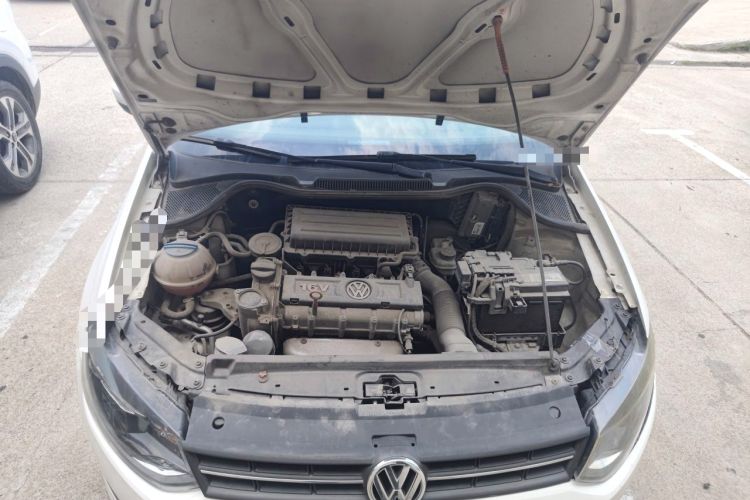 Used Volkswagen Polo 2013 1.4L Manual Fashion Edition Engine Bay