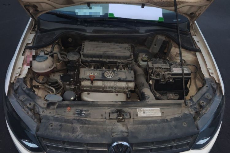 Used Volkswagen Polo 2013 1.4L Manual Fashion Edition Engine Bay