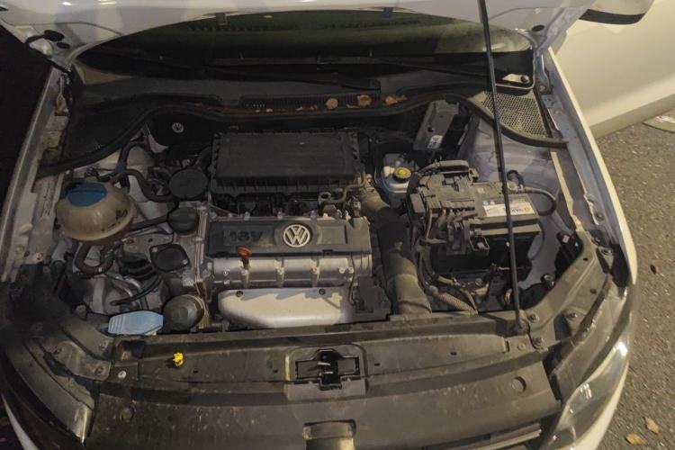 Used Volkswagen Polo 2013 1.4L Automatic Comfort Edition Engine Bay