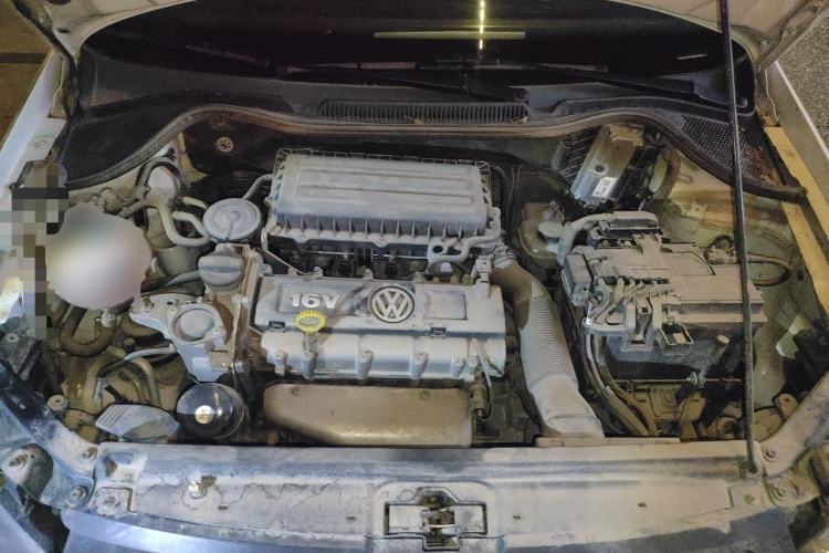 Used Volkswagen Polo 2013 1.6L Automatic Comfort Edition Engine Bay