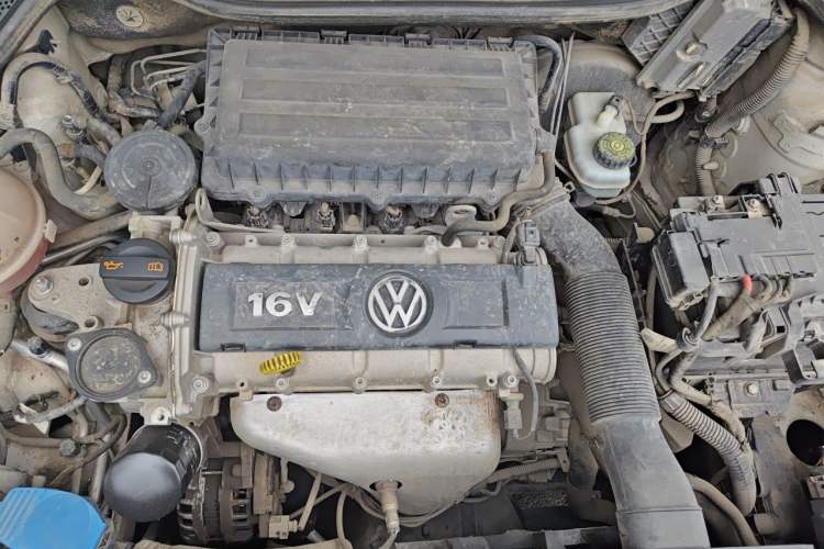 Used Volkswagen Polo 2013 1.6L Manual Comfort Edition Engine Bay