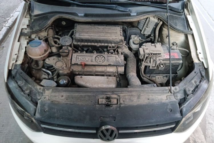Used Volkswagen Polo 2013 1.4L Manual Comfort Edition Engine Bay