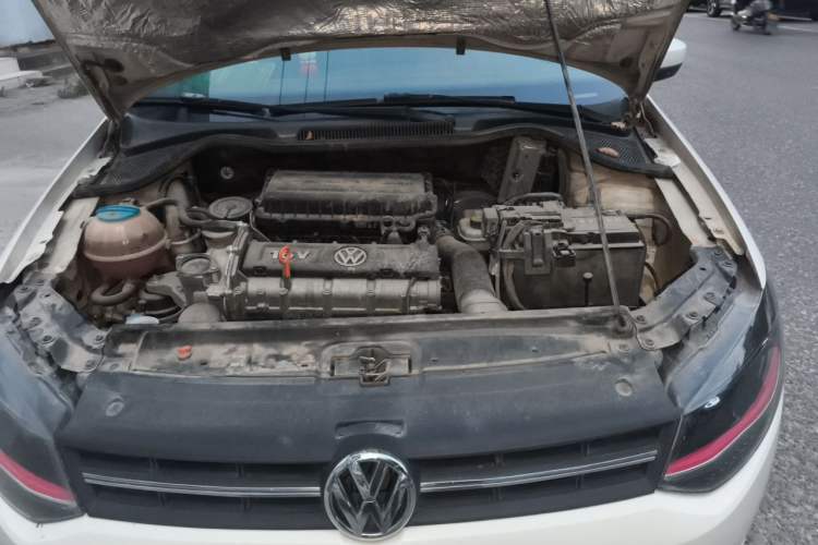 Used Volkswagen Polo 2013 1.4L Automatic Comfort Edition Engine Bay