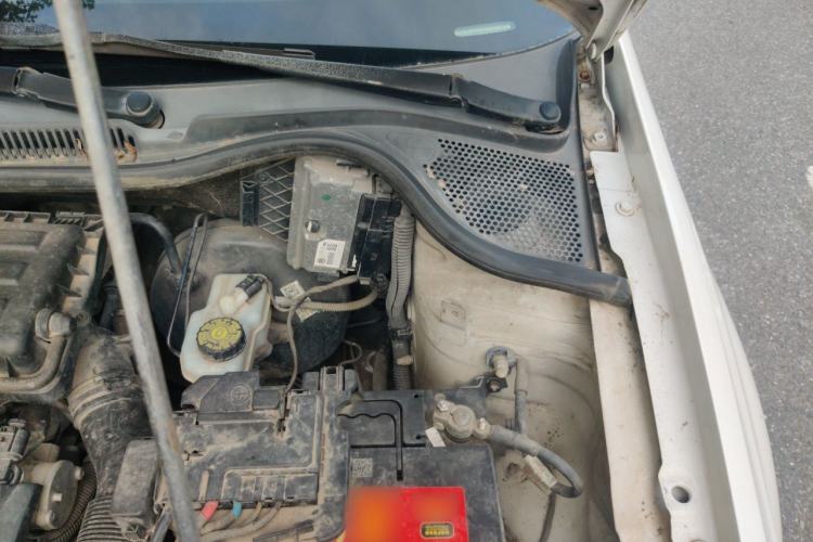 Used Volkswagen Polo 2013 1.4L Manual Fashion Edition Engine Bay Left