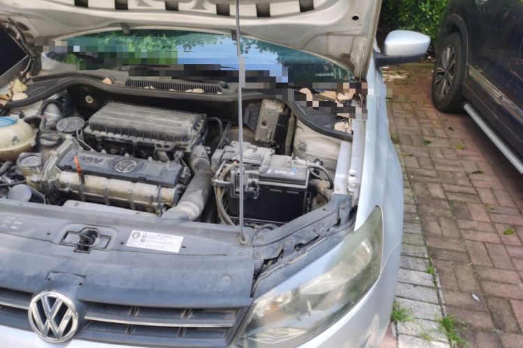 Used Volkswagen Polo 2013 1.4L Manual Fashion Edition Engine Bay Left