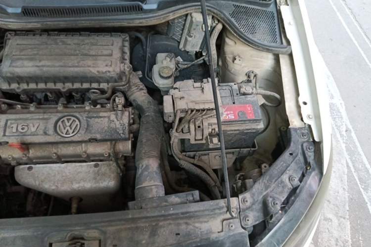 Used Volkswagen Polo 2013 1.4L Manual Comfort Edition Engine Bay Left