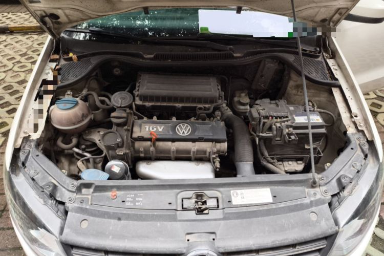 Used Volkswagen Polo 2013 1.4L Manual Fashion Edition Engine Bay