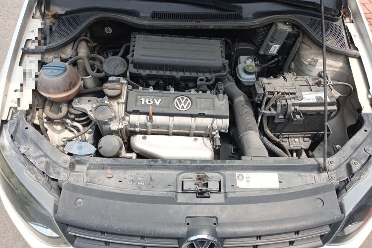 Used Volkswagen Polo 2013 1.4L Manual Fashion Edition Engine Bay