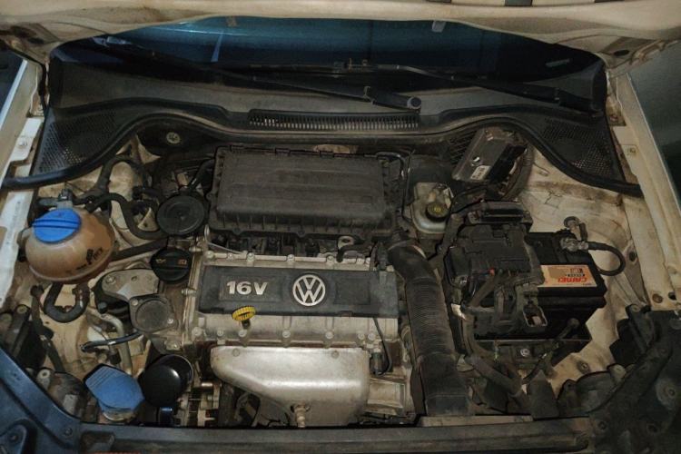 Used Volkswagen Polo 2013 1.6L Automatic Comfort Edition Engine Bay