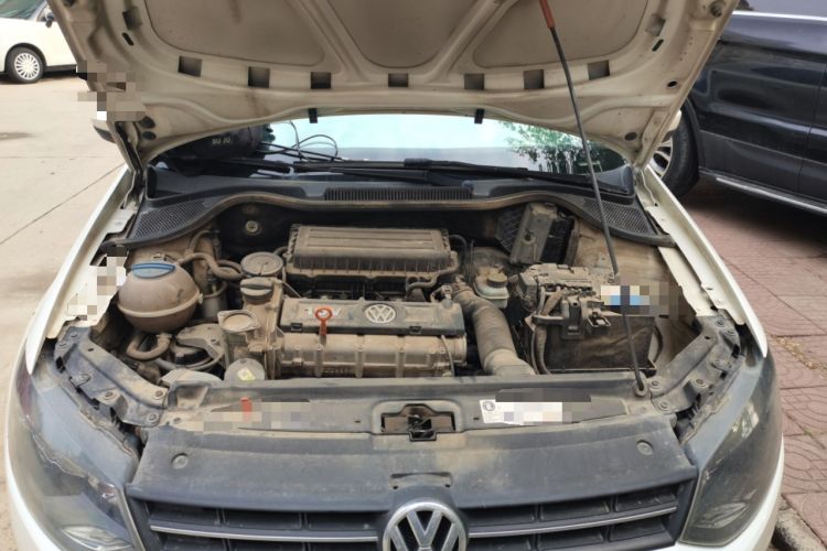 Used Volkswagen Polo 2013 1.4L Manual Fashion Edition Engine Bay