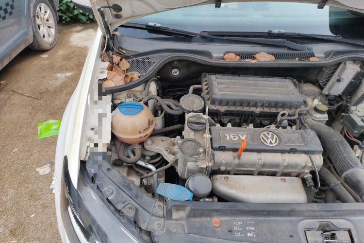 Used Volkswagen Polo 2013 1.4L Manual Fashion Edition Engine Bay Right
