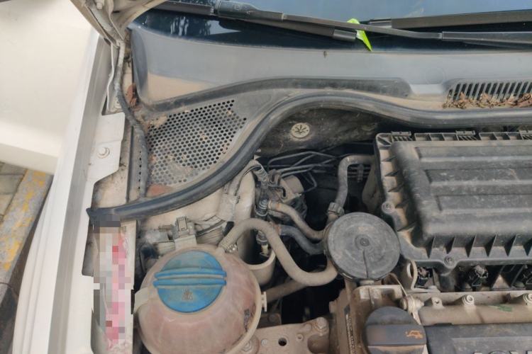 Used Volkswagen Polo 2013 1.4L Manual Fashion Edition Engine Bay Right