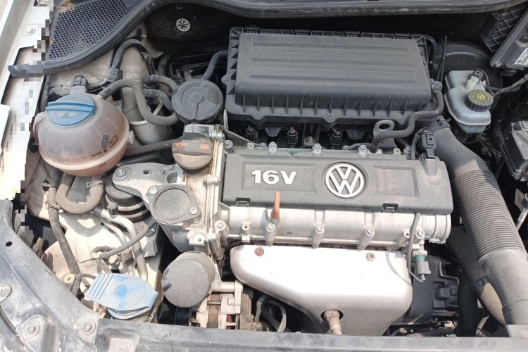 Used Volkswagen Polo 2013 1.4L Manual Fashion Edition Engine Bay Right