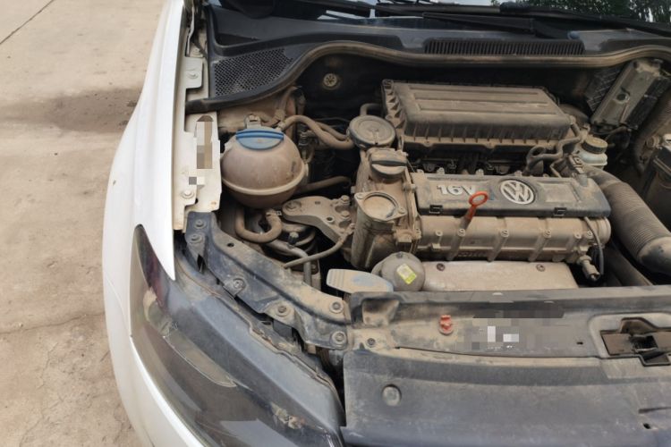 Used Volkswagen Polo 2013 1.4L Manual Fashion Edition Engine Bay Right