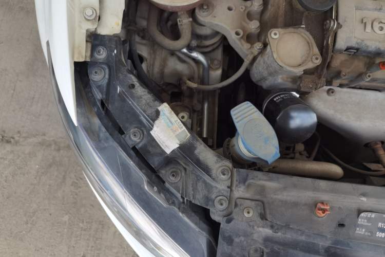 Used Volkswagen Polo 2013 1.4L Manual Fashion Edition Engine Bay Right
