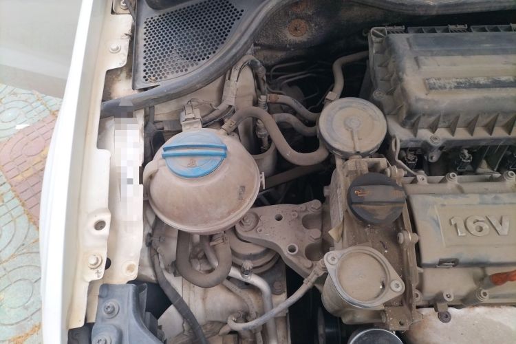 Used Volkswagen Polo 2013 1.4L Manual Fashion Edition Engine Bay Right