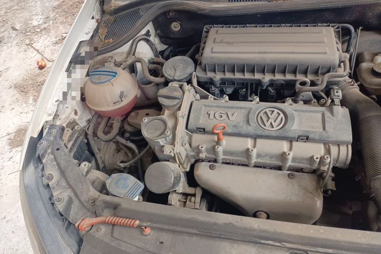 Used Volkswagen Polo 2013 1.4L Automatic Comfort Edition Engine Bay Right