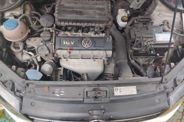 Used Volkswagen Polo 2013 1.4L Automatic Comfort Edition Engine Bay
