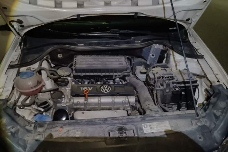 Used Volkswagen Polo 2013 1.4L Automatic Comfort Edition Engine Bay