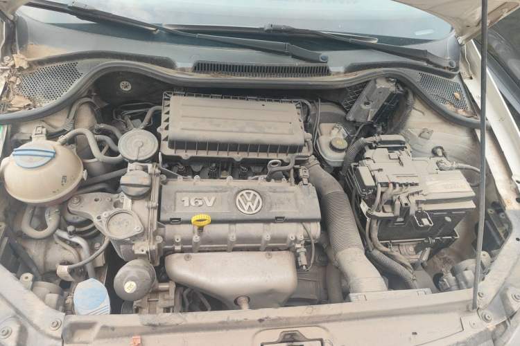 Used Volkswagen Polo 2013 1.6L Automatic Comfort Edition Engine Bay