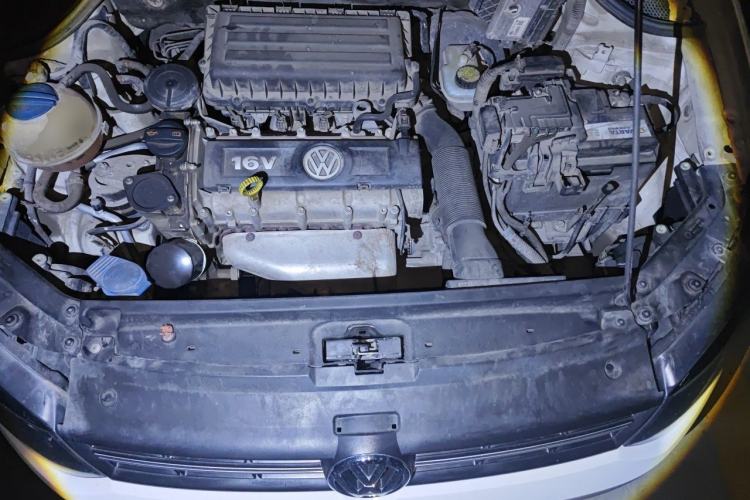 Used Volkswagen Polo 2013 1.6L Automatic Comfort Edition Engine Bay