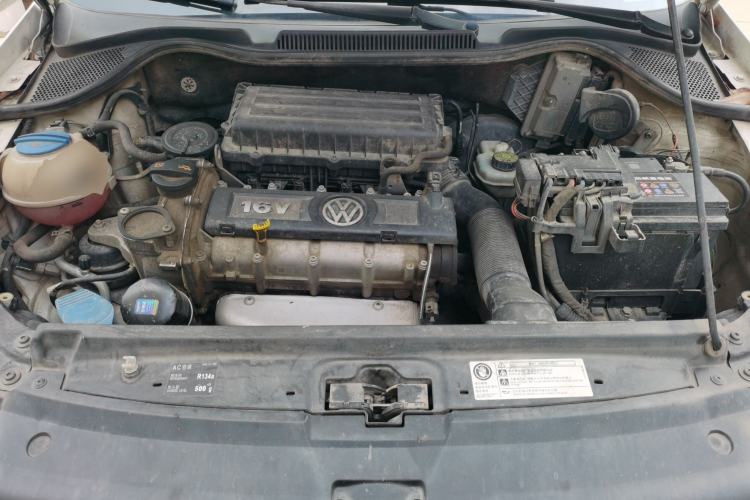 Used Volkswagen Polo 2013 1.6L Manual Comfort Edition Engine Bay