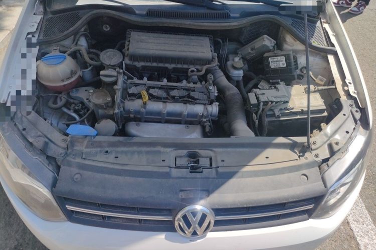 Used Volkswagen Polo 2013 1.6L Automatic Comfort Edition Engine Bay