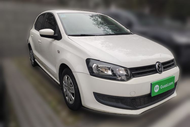 Used Volkswagen Polo 2013 1.4L Manual Fashion Edition Exterior 2