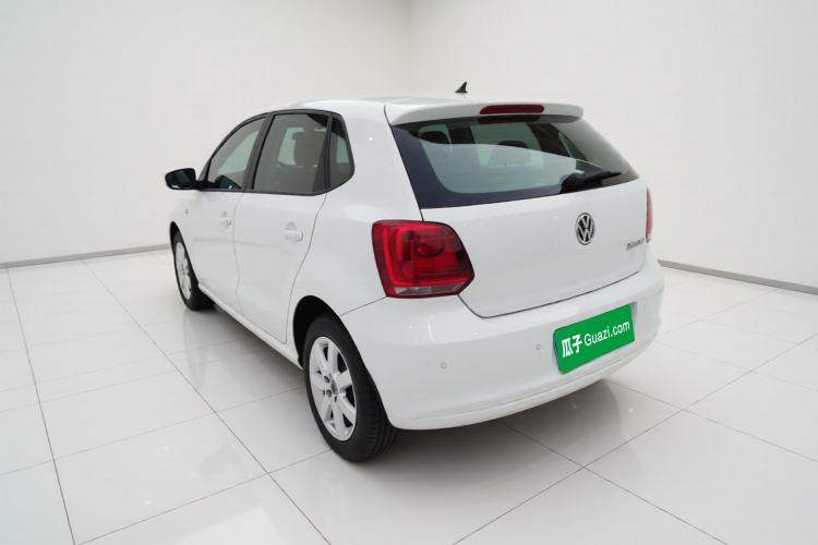 Used Volkswagen Polo 2013 1.6L Manual Comfort Edition Exterior 3