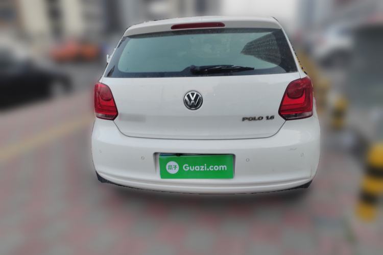 Used Volkswagen Polo 2013 1.6L Manual Comfort Edition Exterior 4