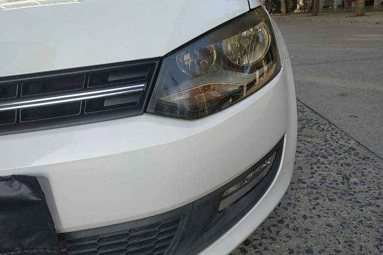 Used Volkswagen Polo 2013 1.6L Automatic Comfort Edition Exterior 5