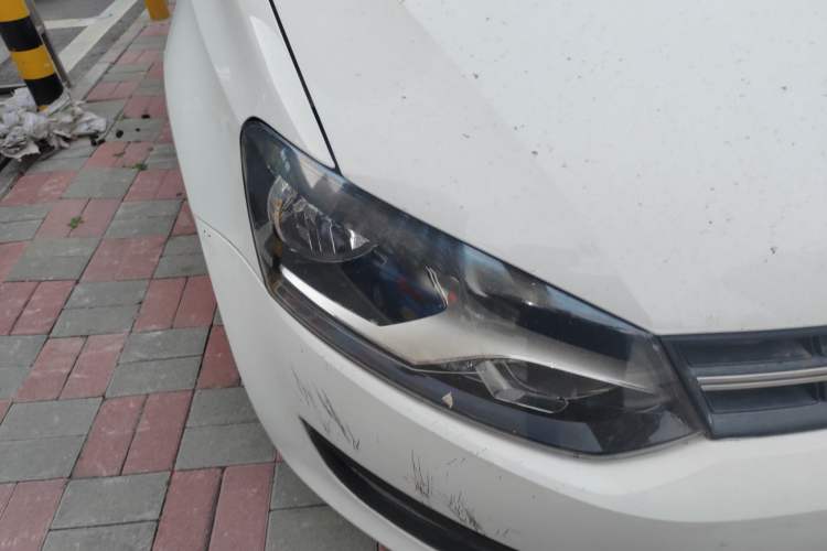 Used Volkswagen Polo 2013 1.6L Manual Comfort Edition Exterior 6