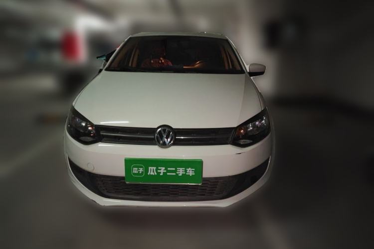Used Volkswagen Polo 2013 1.4L Manual Fashion Edition Front